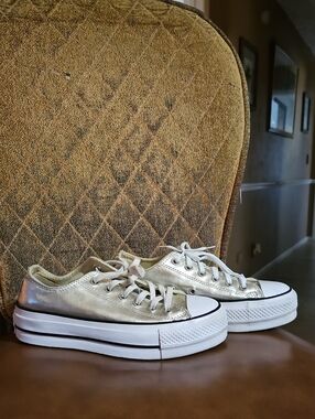Converse Chuck Taylor All Star Lift Ox Lace Up Low Top Platform Sneakers Shoes